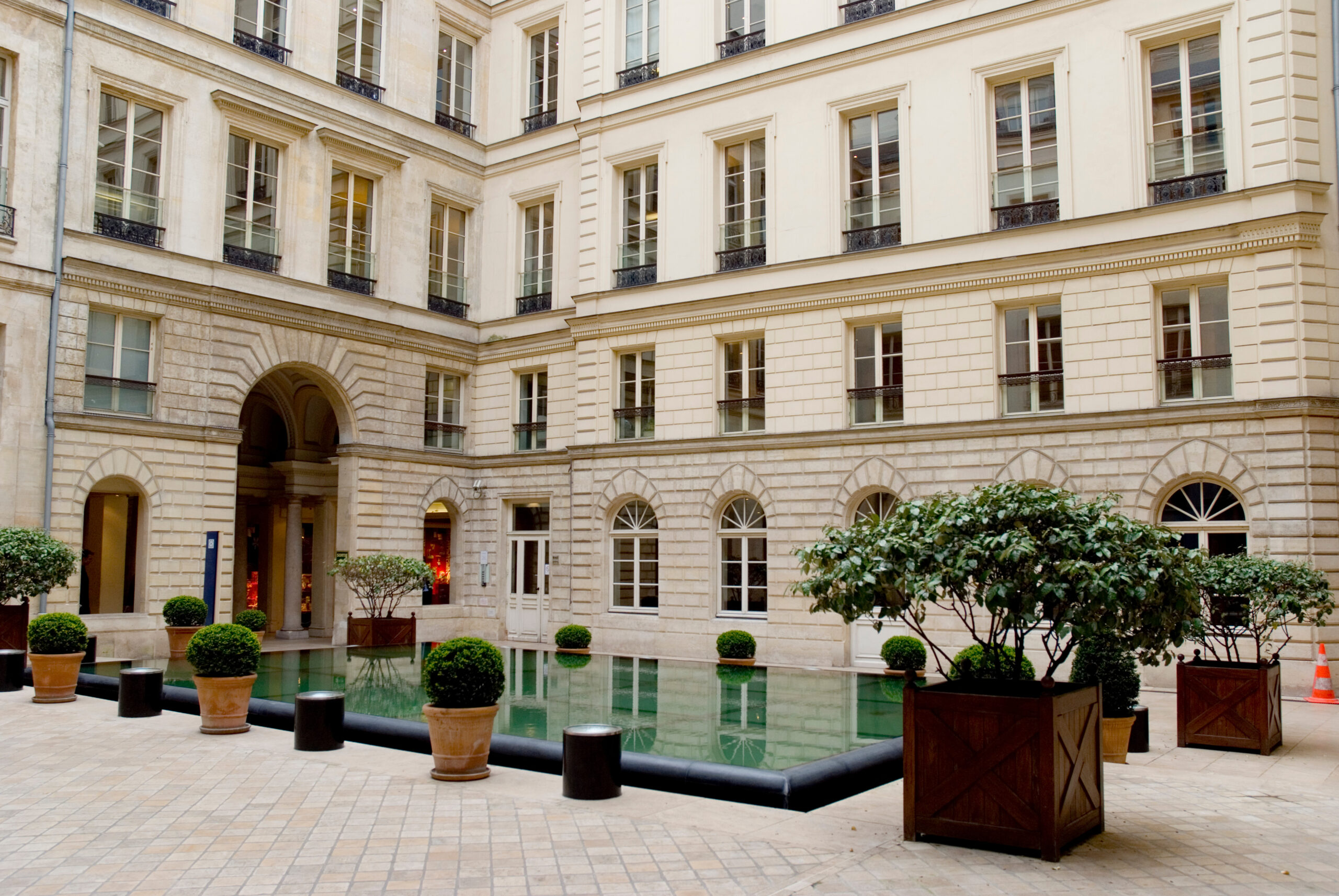 immeuble, cour interieure,paris